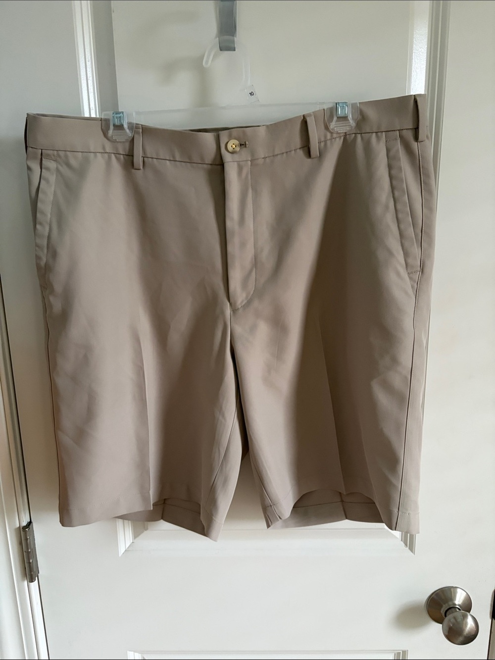 Peter Millar Khaki Flat-Front Performance Shorts